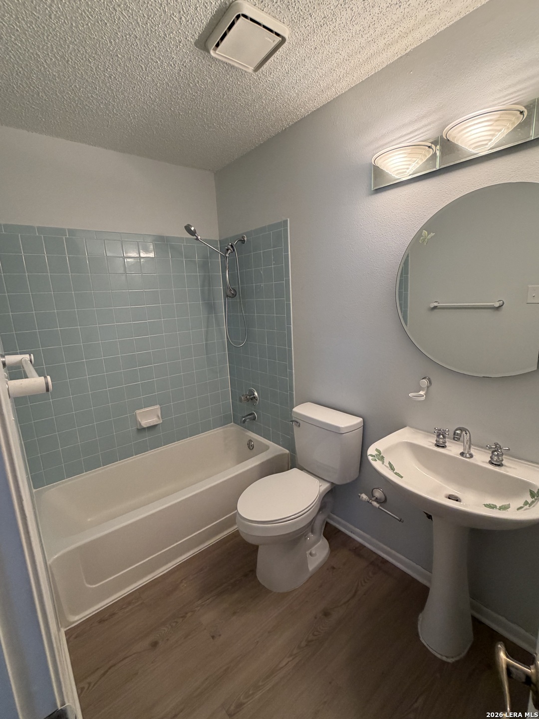 6664 Snow Meadow Dr, Converse, TX 78109