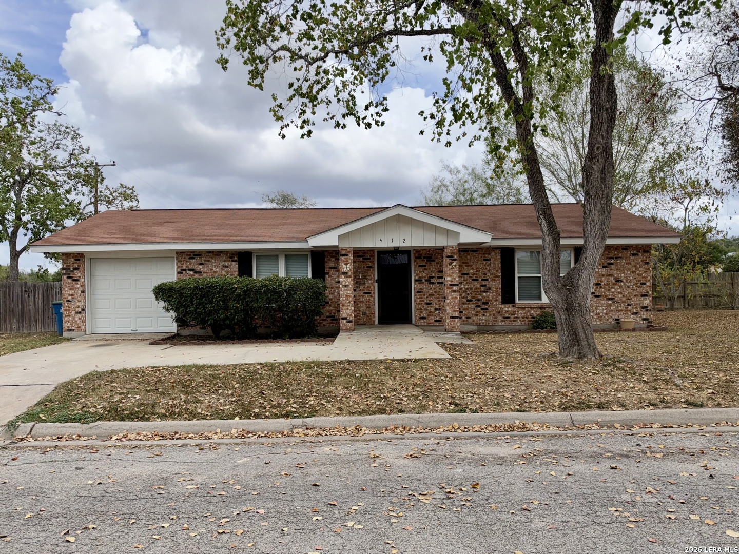 412 N Claiborne, Beeville, TX 78102