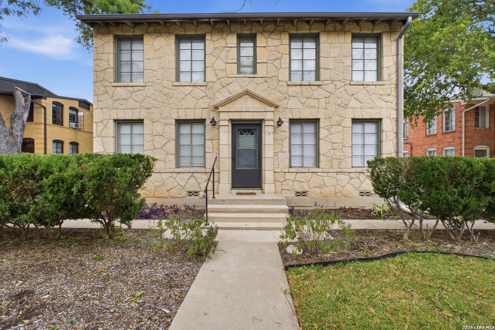 321 E MELROSE DR, Olmos Park, TX 78212