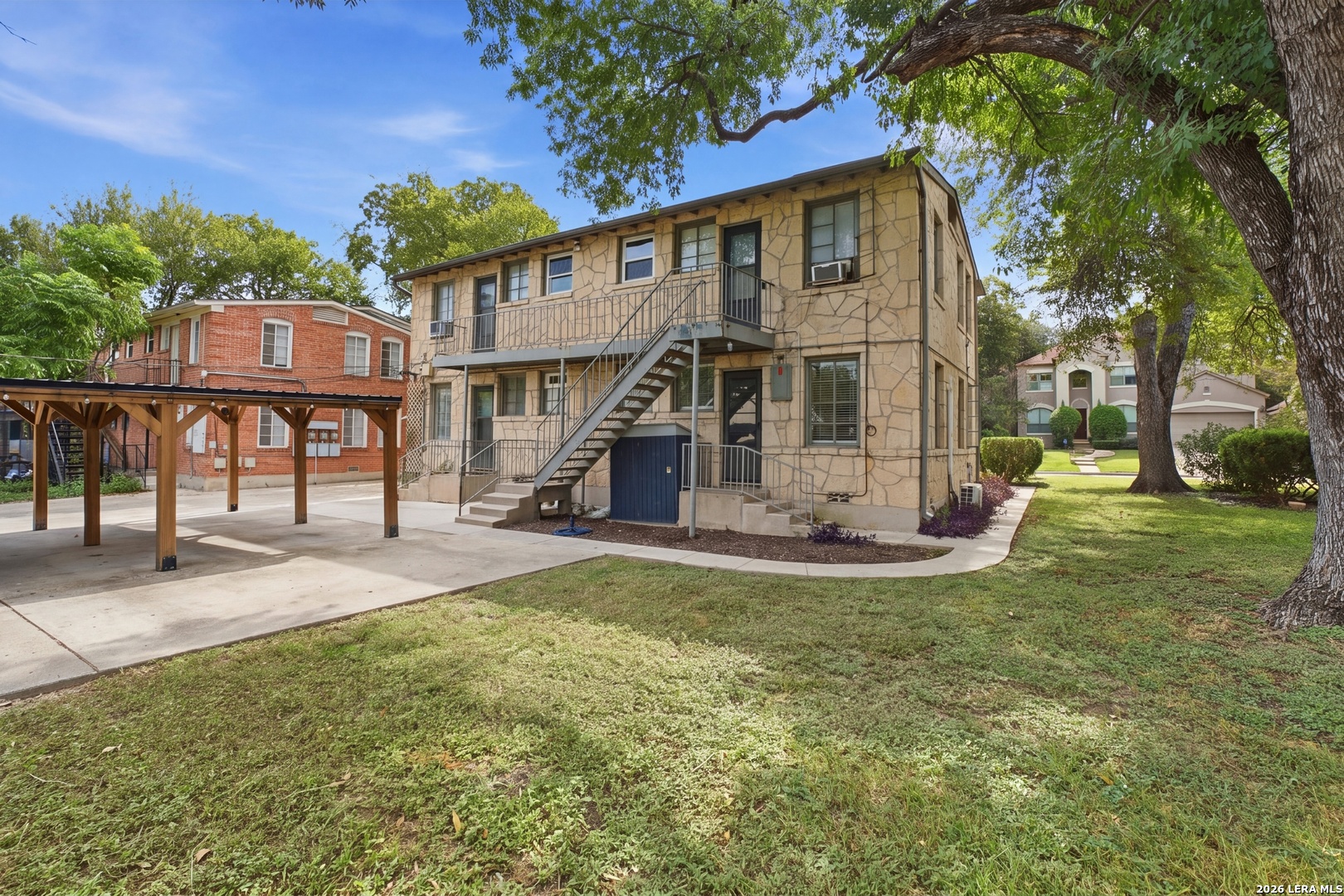 321 E MELROSE DR, Olmos Park, TX 78212