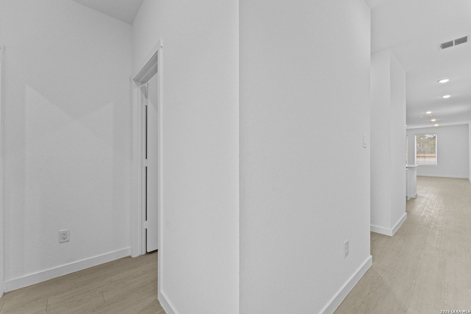 12442 Berg Hills, San Antonio, TX 78252