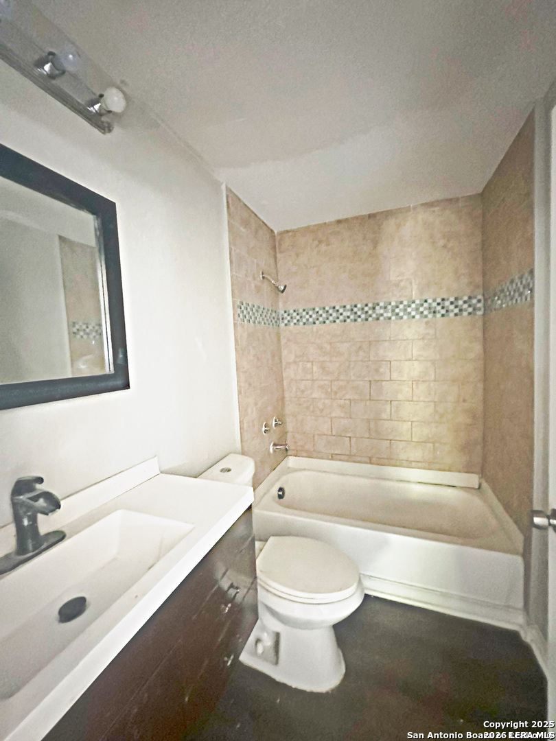 146 FAIRVIEW AVE, #2 & 5, San Antonio, TX 78223