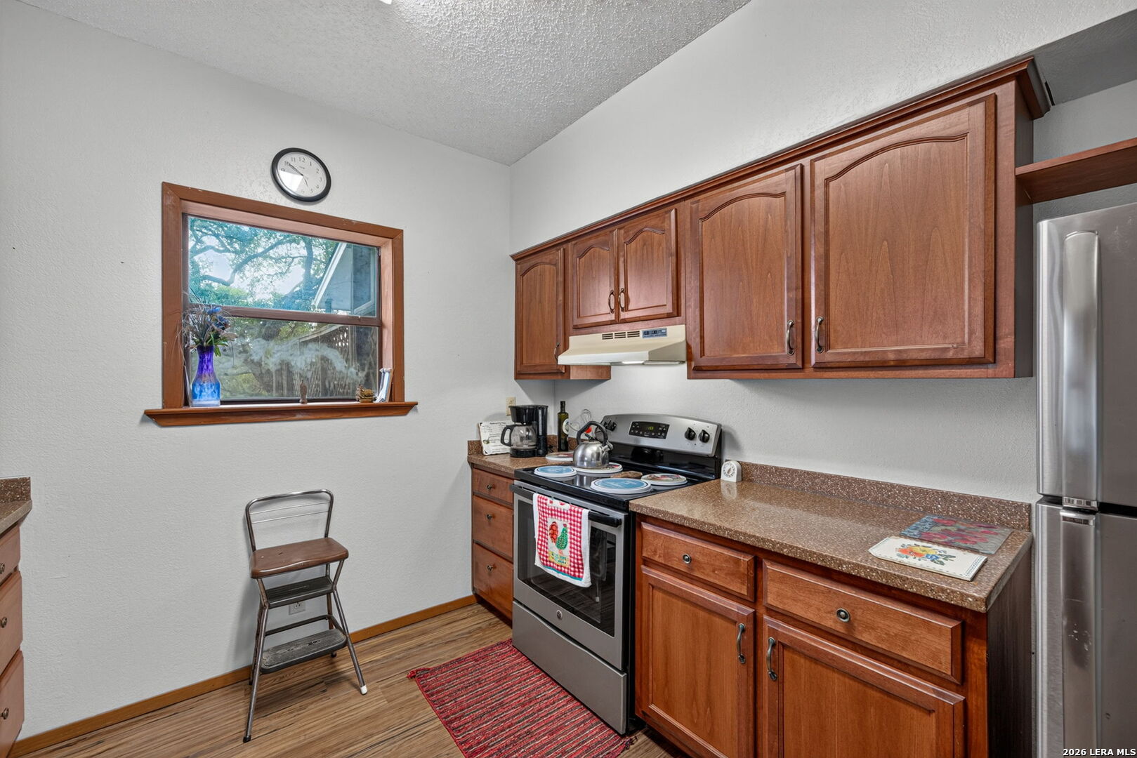 272 White Bass Dr, Lakehills, TX 78063