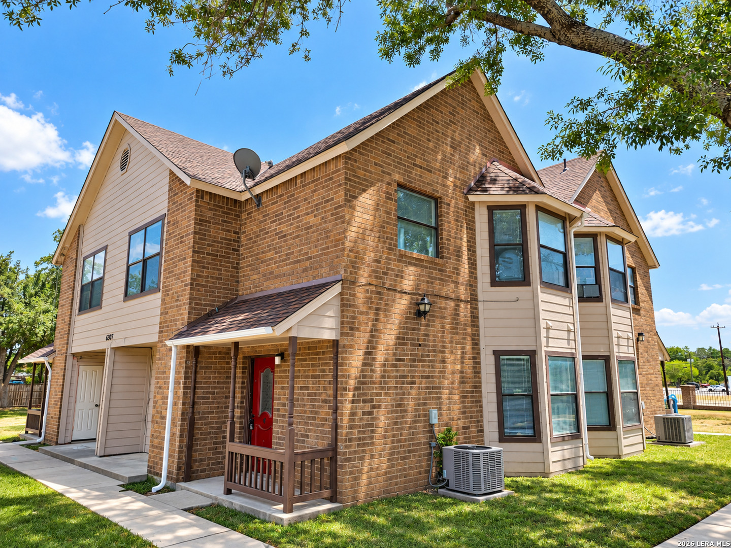 Property photo for 6307 CAMBRIDGE DR, San Antonio, TX
