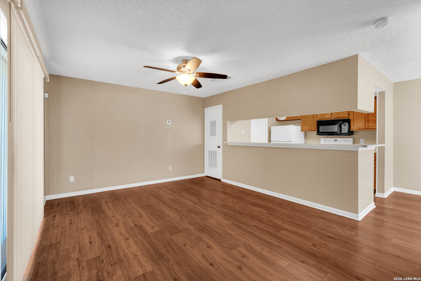 6307 CAMBRIDGE DR, San Antonio, TX 78218