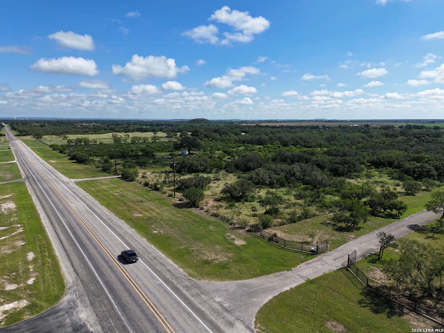 3202 Batesville Rd, Uvalde, TX 78801