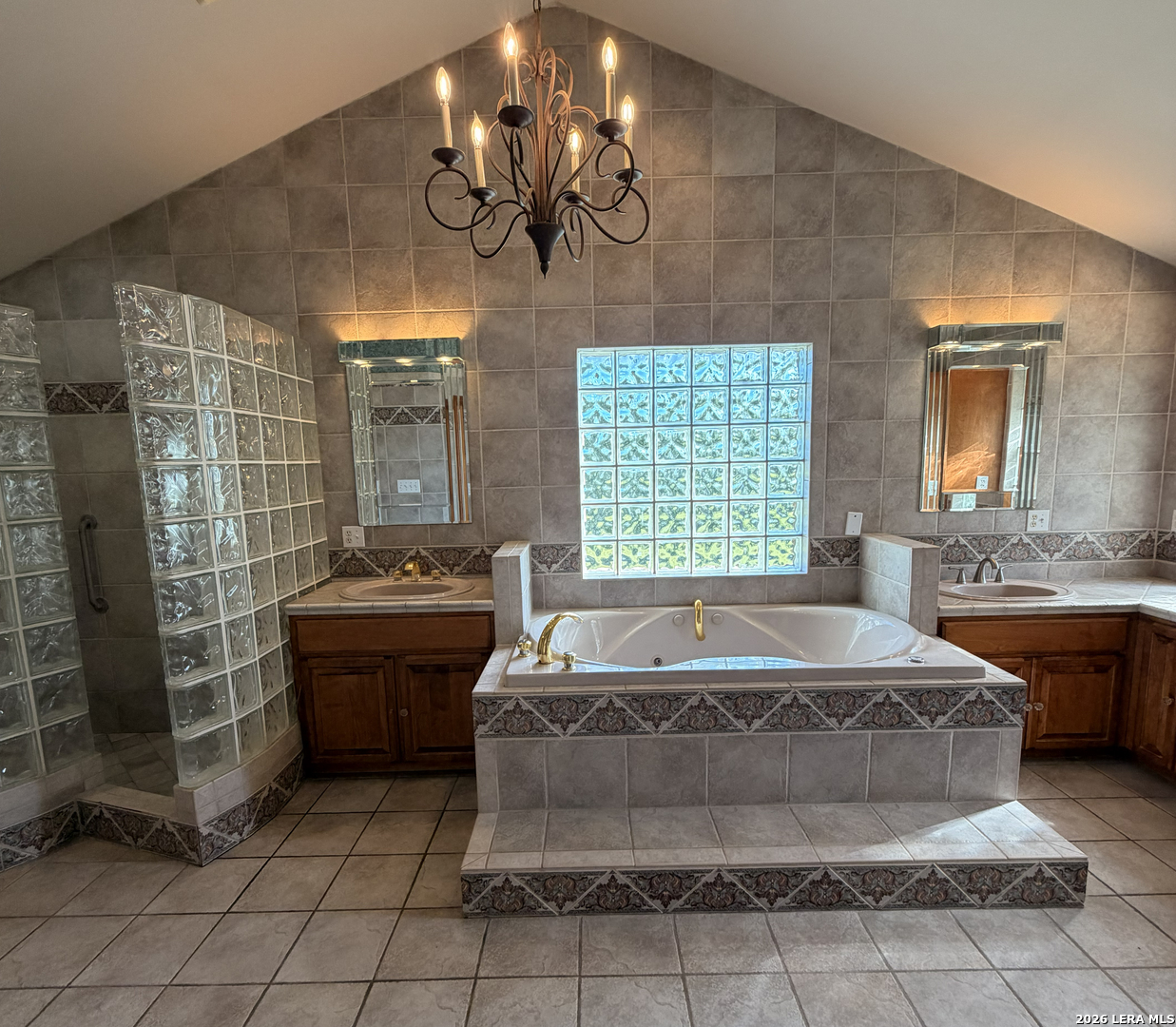 3202 Batesville Rd, Uvalde, TX 78801