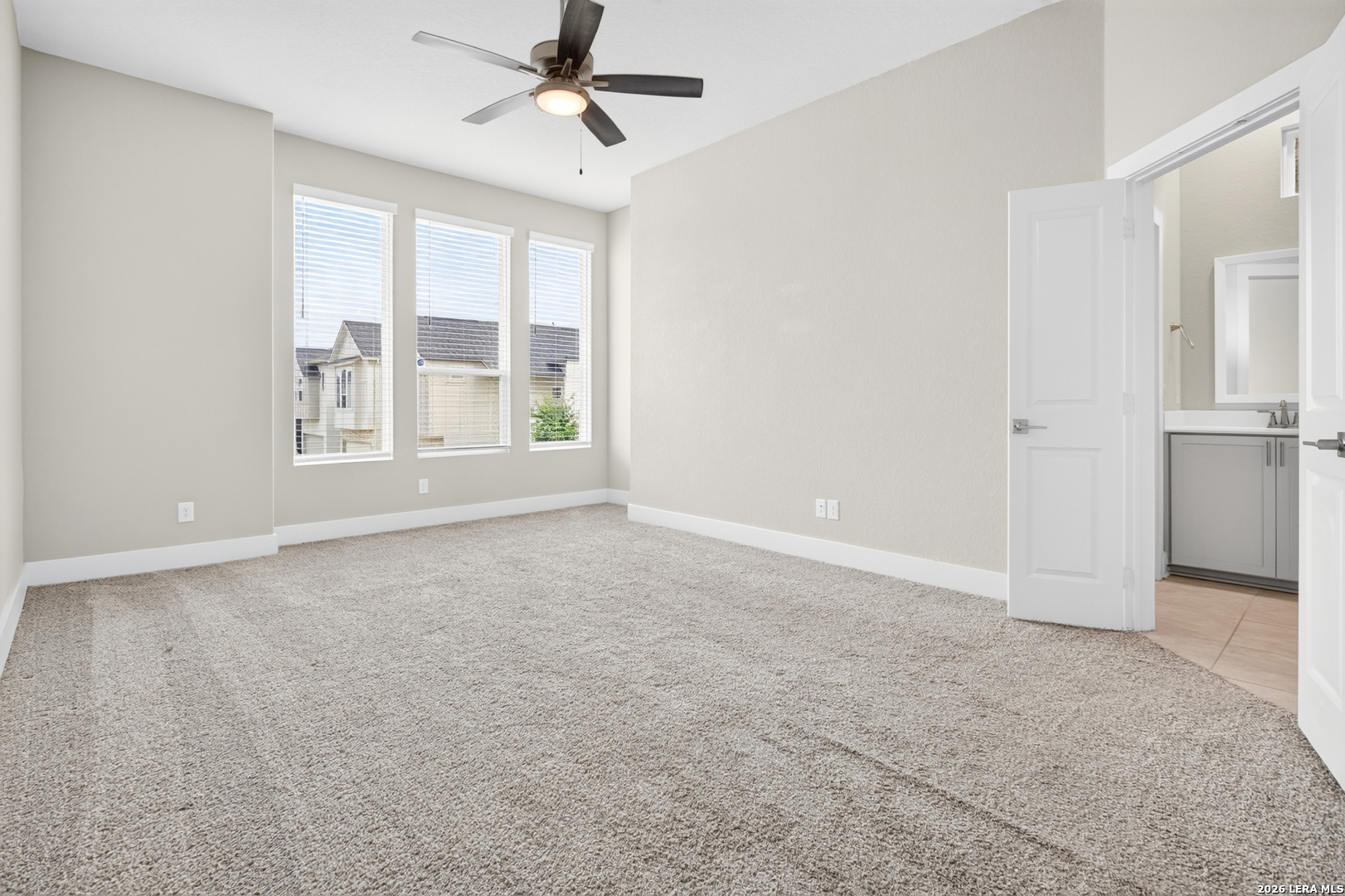 8851 Oakland, #UNIT 32, San Antonio, TX 78240