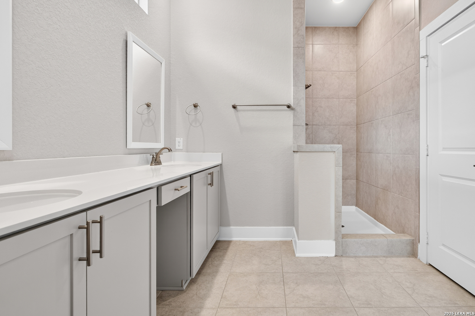 8851 Oakland, #UNIT 32, San Antonio, TX 78240