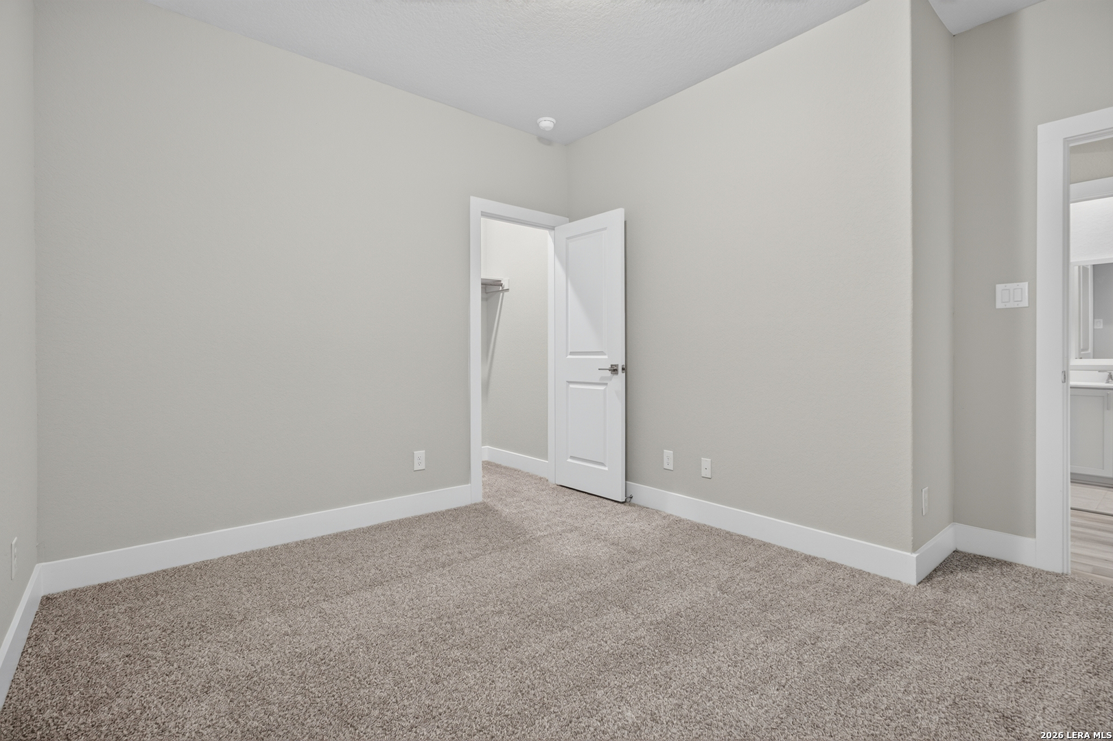 8851 Oakland, #UNIT 32, San Antonio, TX 78240