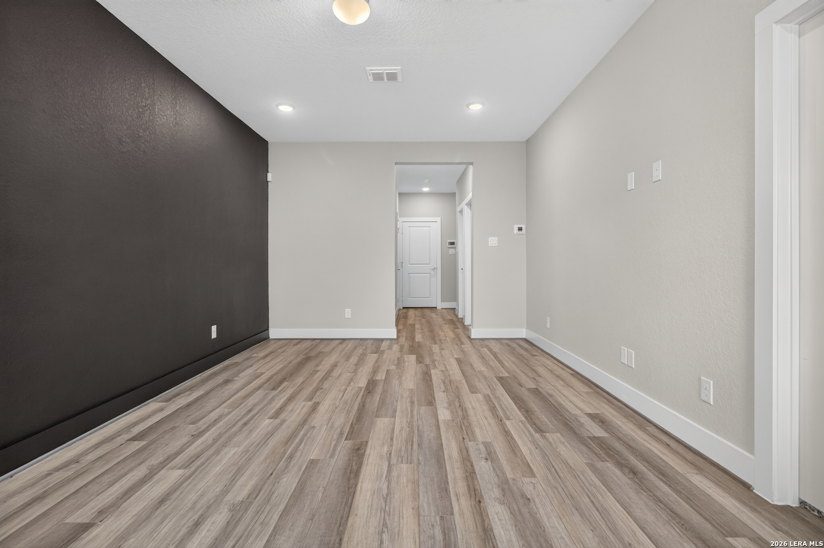 8851 Oakland, #UNIT 32, San Antonio, TX 78240