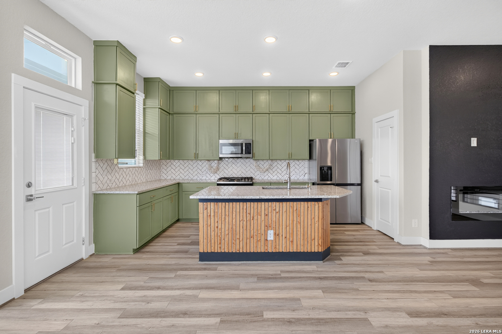 8851 Oakland, #UNIT 32, San Antonio, TX 78240