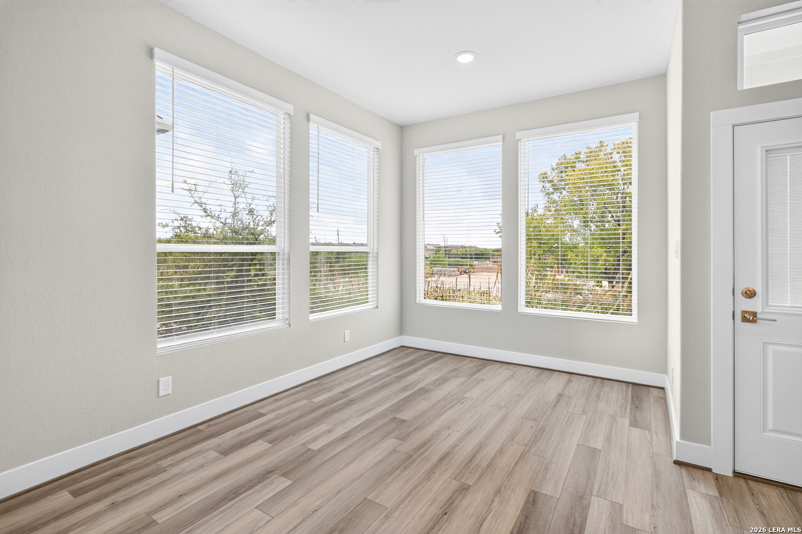8851 Oakland, #UNIT 32, San Antonio, TX 78240