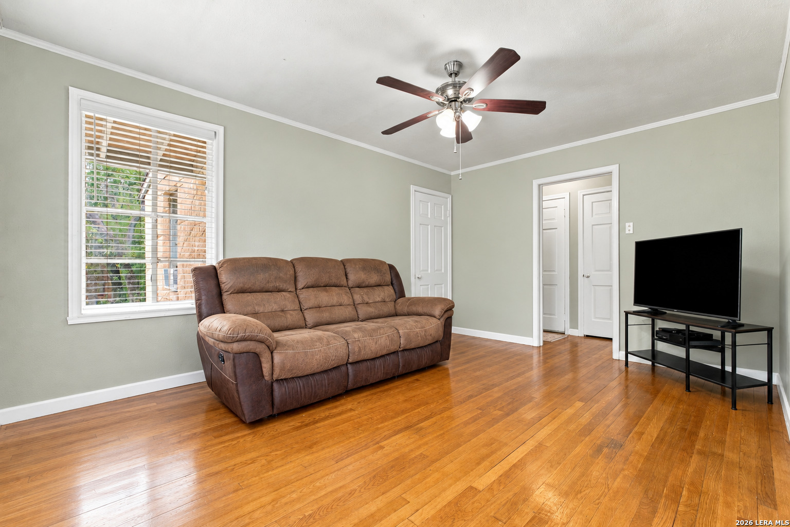 321 E MELROSE DR, Olmos Park, TX 78212