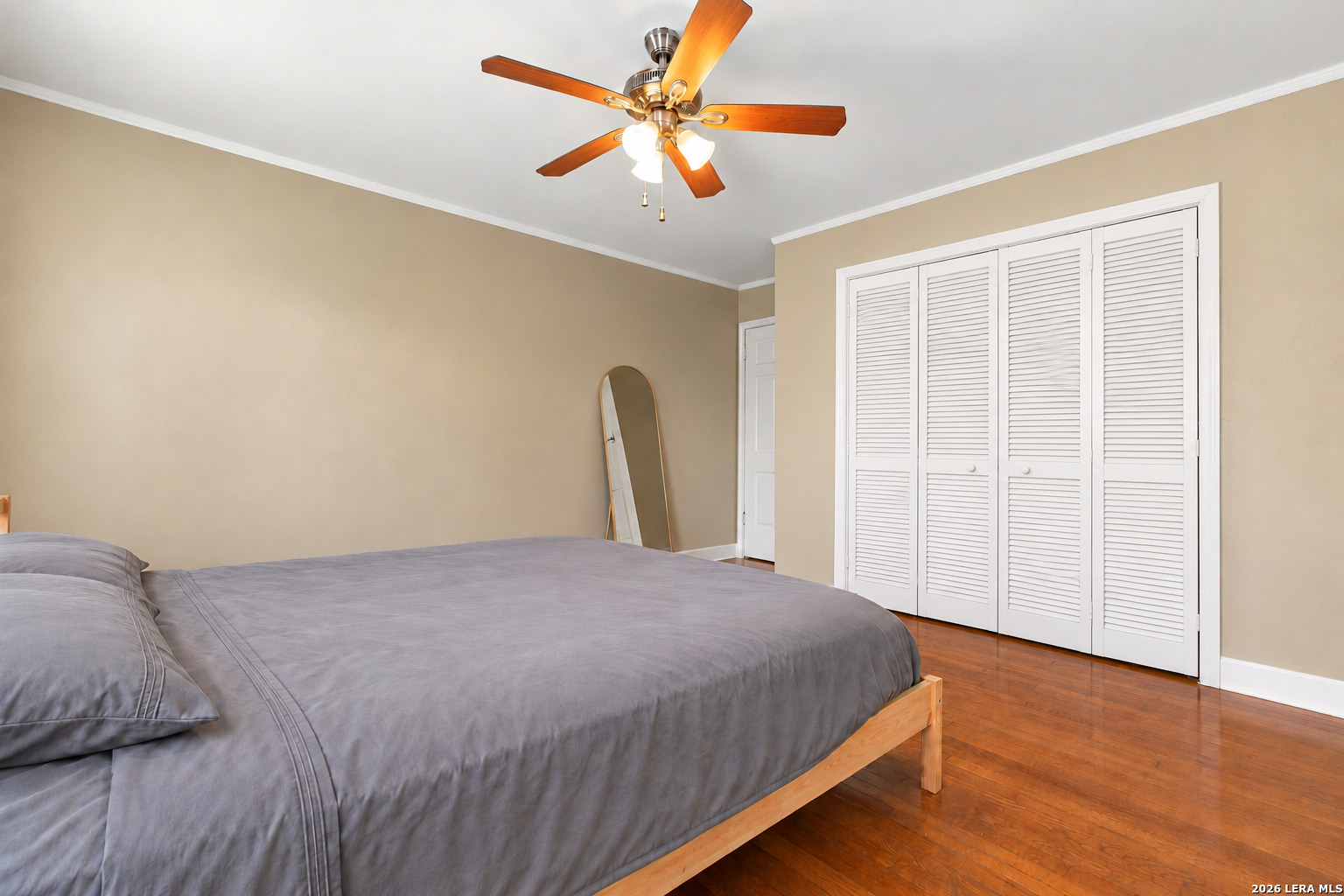 321 E MELROSE DR, Olmos Park, TX 78212