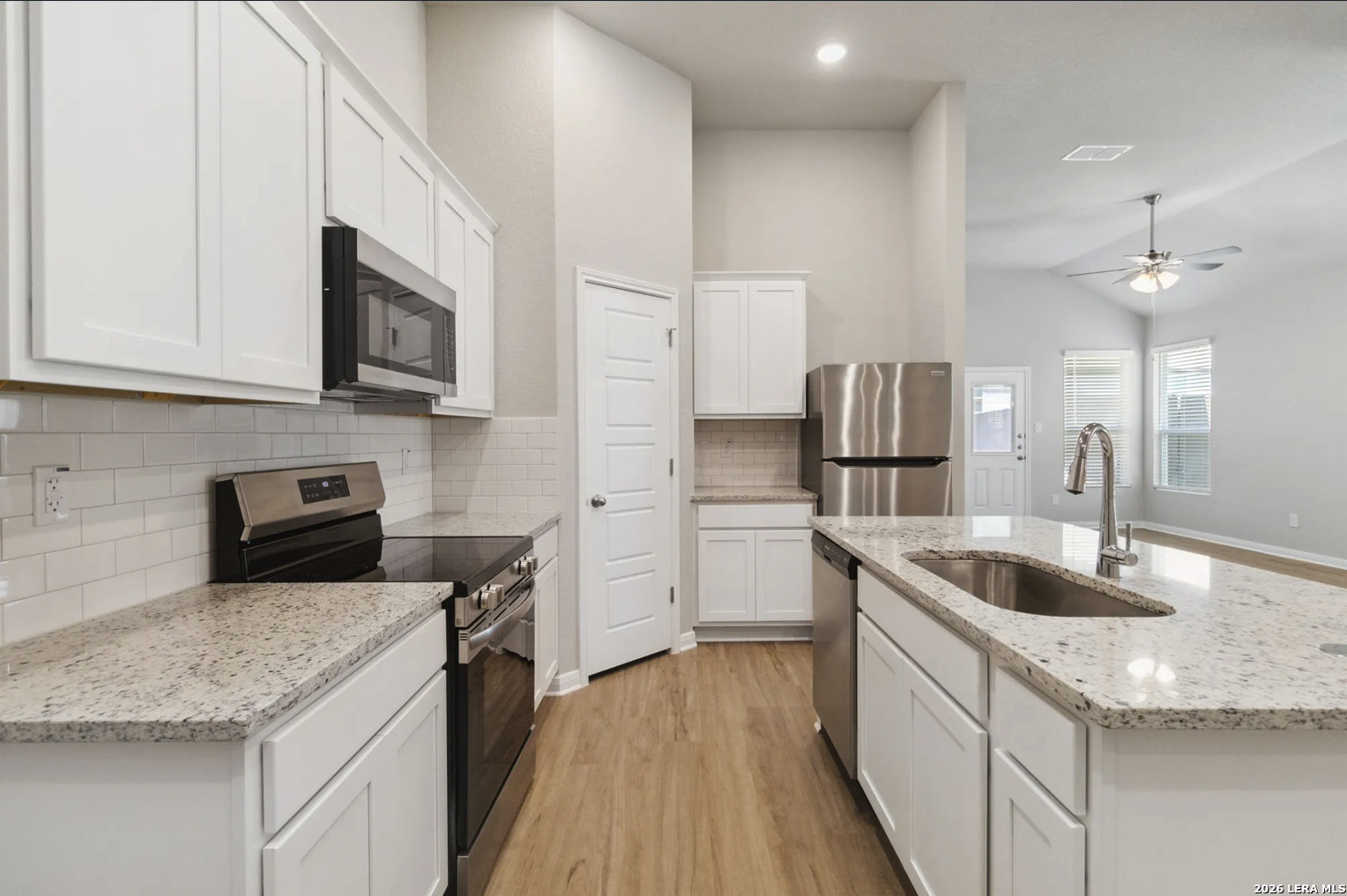 5422 Devils Gate, #2, Converse, TX 78109