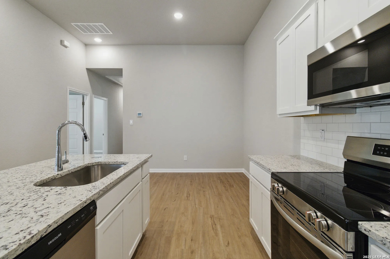 5422 Devils Gate, #2, Converse, TX 78109