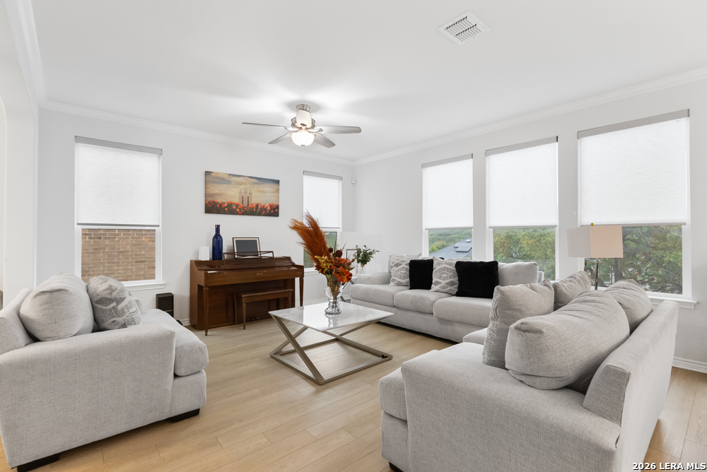 11326 HILL TOP BND, Helotes, TX 78023