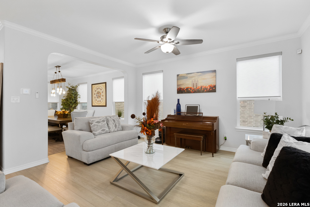 11326 HILL TOP BND, Helotes, TX 78023