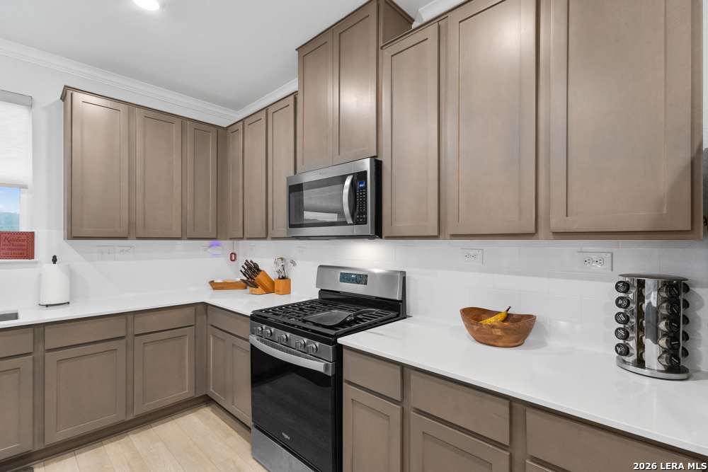 11326 HILL TOP BND, Helotes, TX 78023