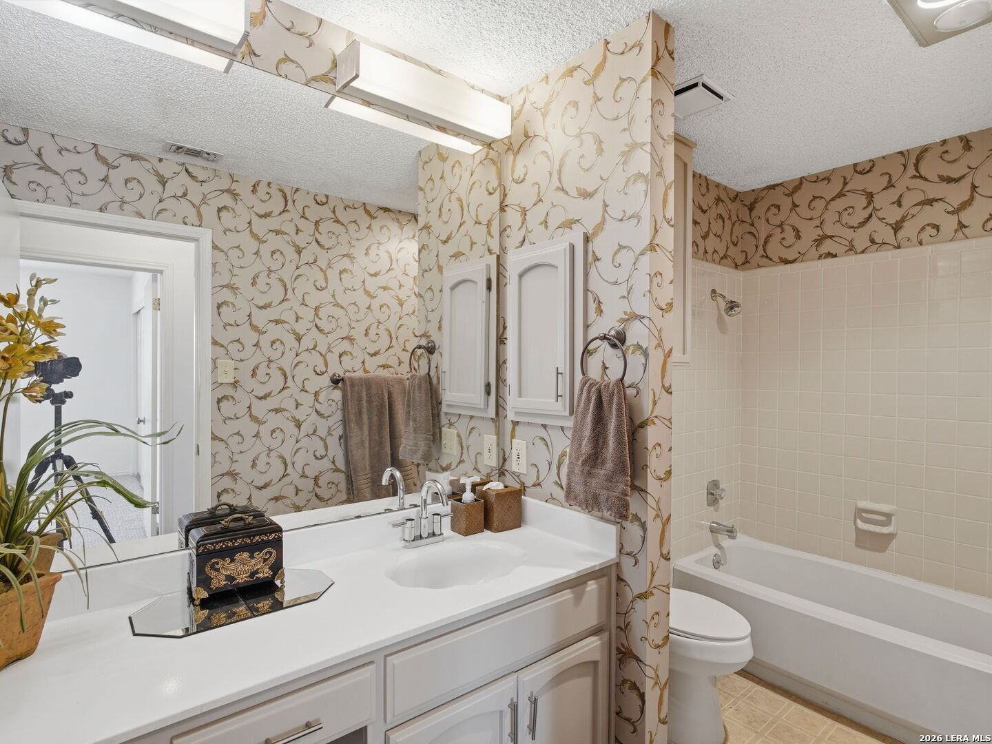 2647 Pebble Breeze, San Antonio, TX 78232
