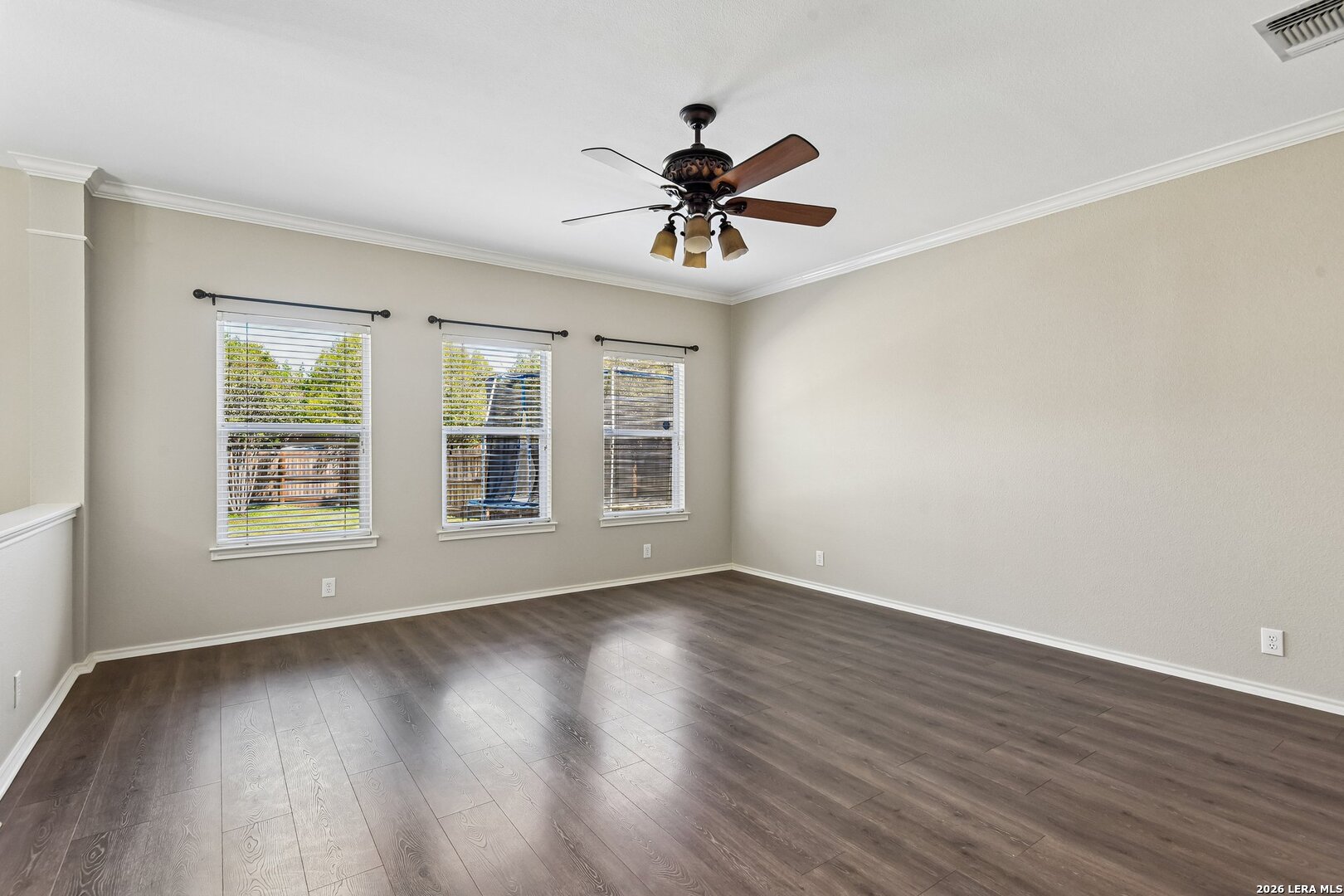 1st Living Area