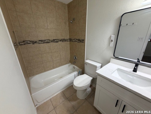 7130 Rimwood Dr, San Antonio, TX 78233