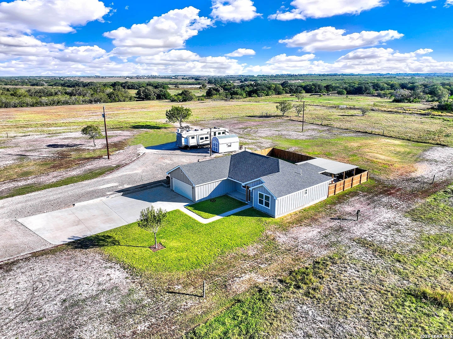 1217 County Road 187, Karnes City, TX 78118