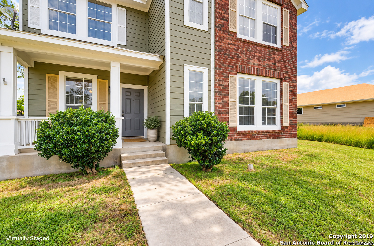 5611 Midcrown Dr, San Antonio, TX 78218