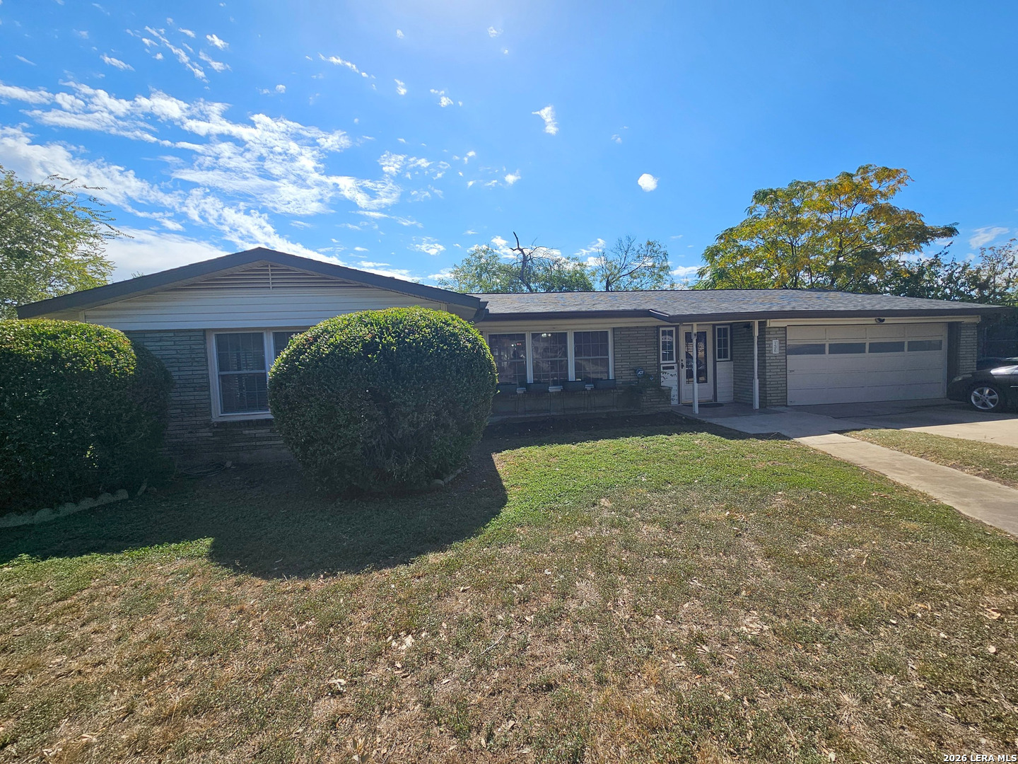 136 RILLA VISTA DR, San Antonio, TX 78216