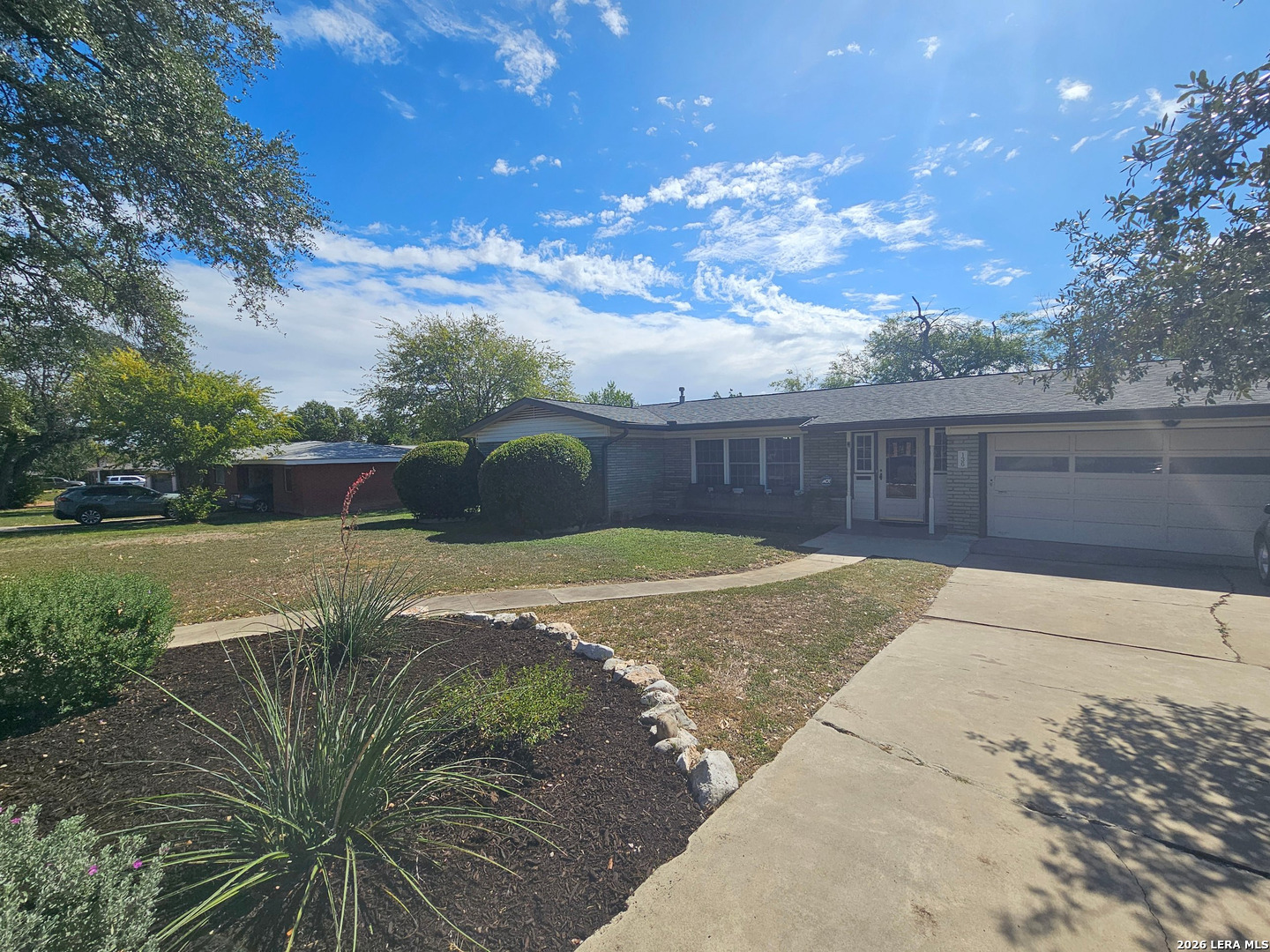 136 RILLA VISTA DR, San Antonio, TX 78216