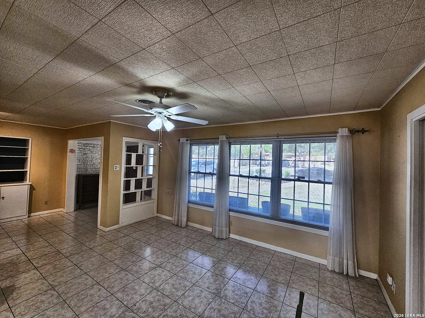 136 RILLA VISTA DR, San Antonio, TX 78216