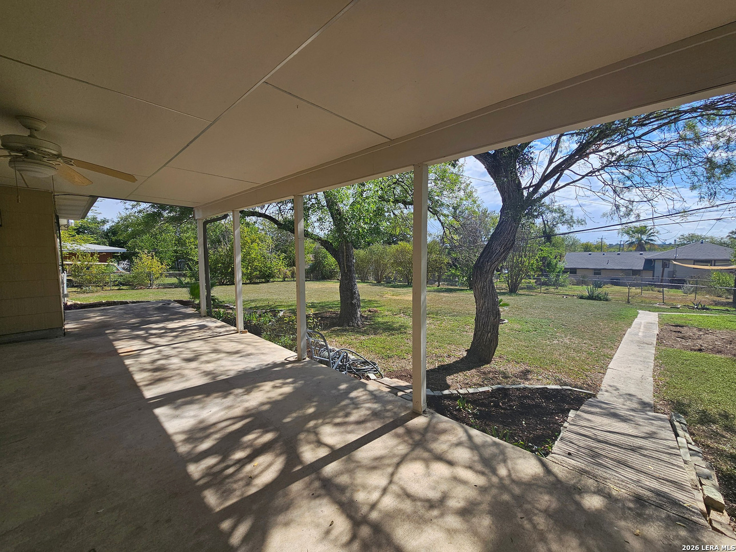 136 RILLA VISTA DR, San Antonio, TX 78216