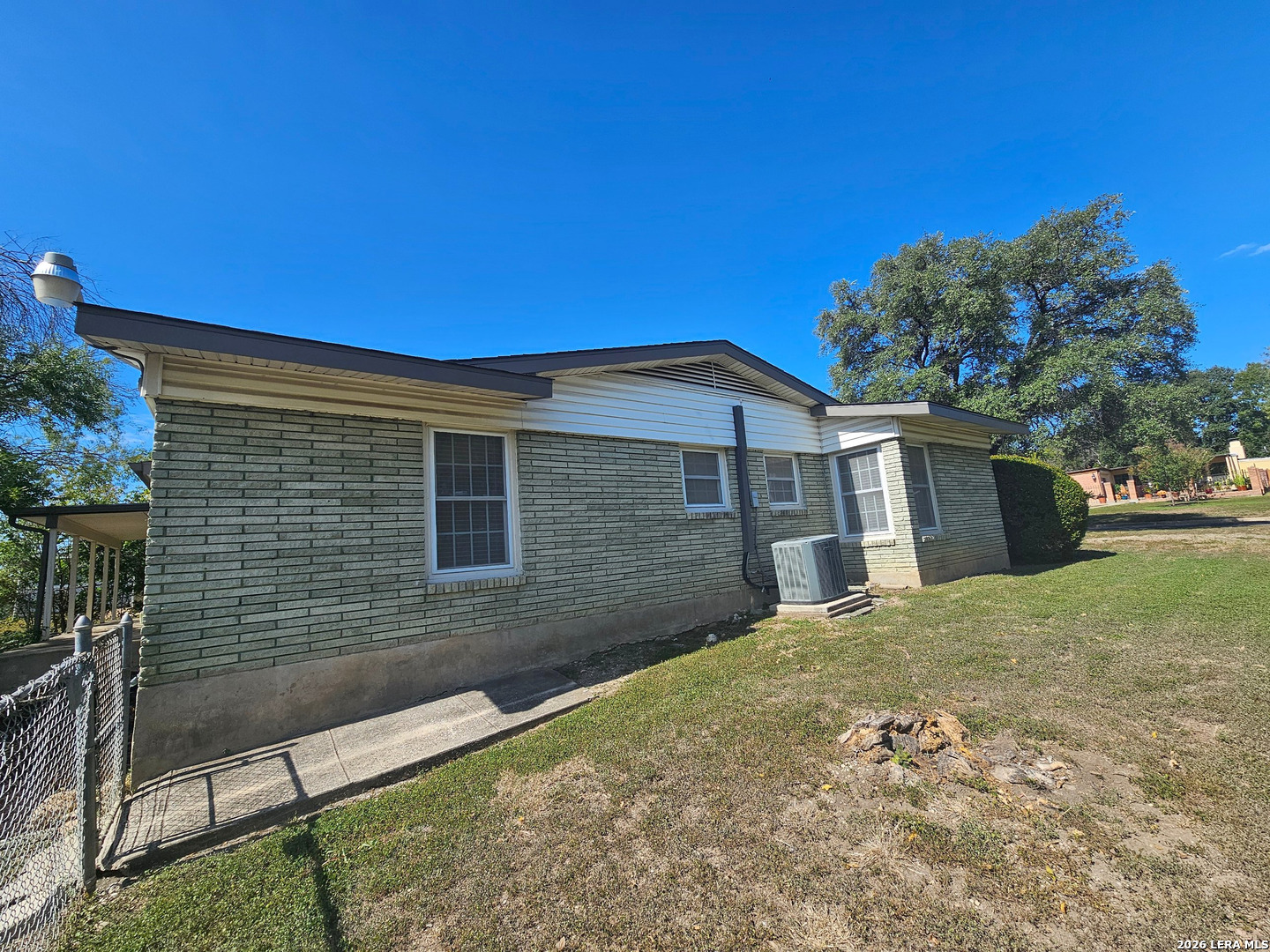 136 RILLA VISTA DR, San Antonio, TX 78216