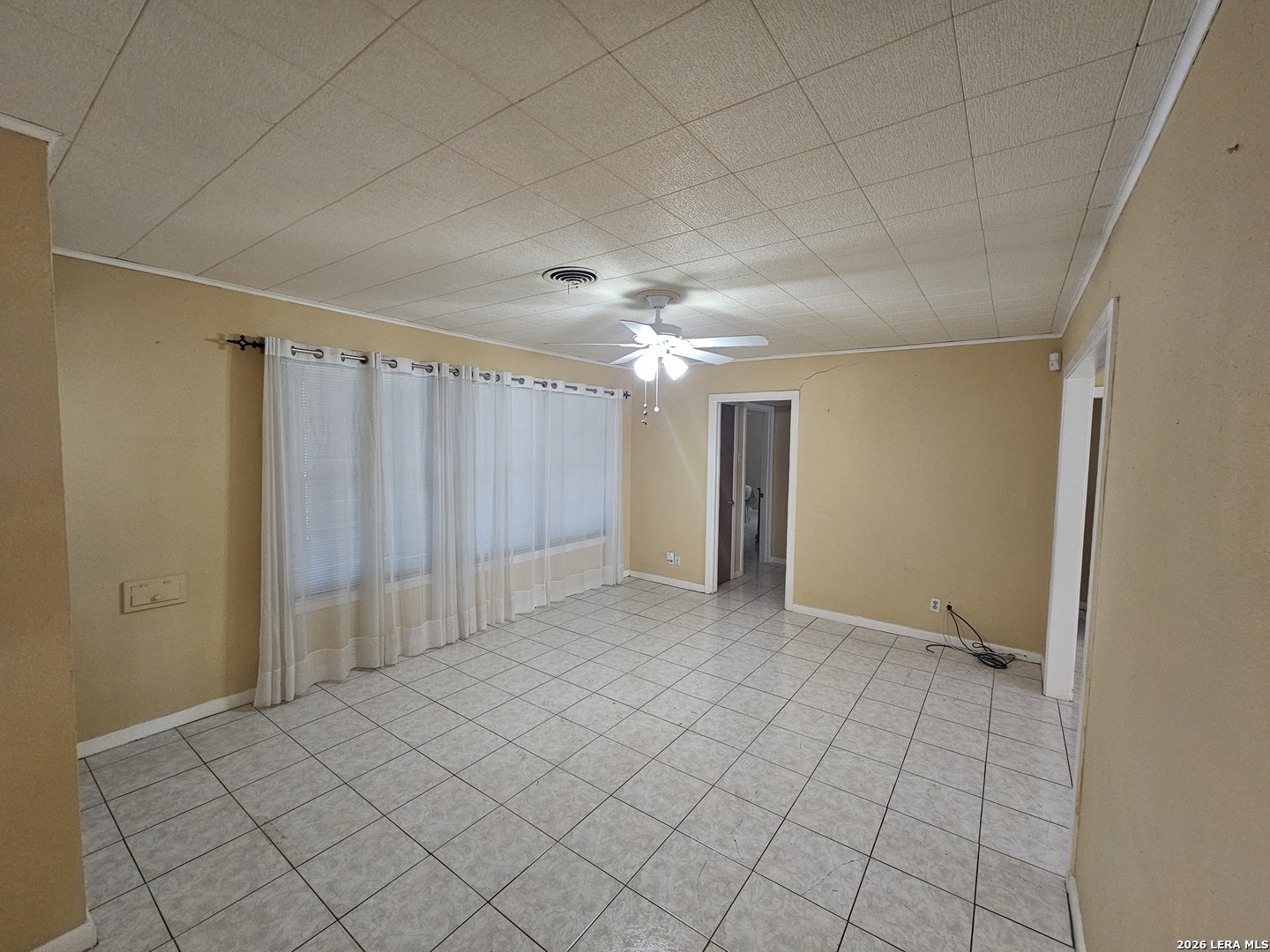 136 RILLA VISTA DR, San Antonio, TX 78216