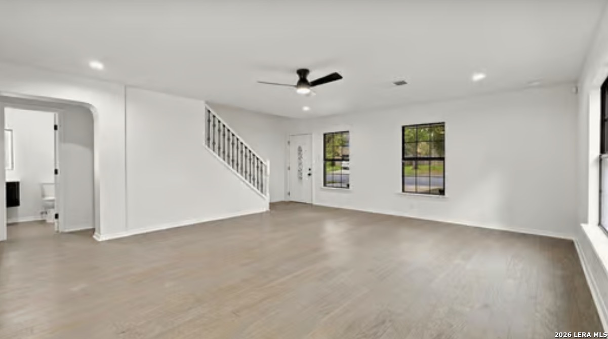 9306 Caen, photo 2