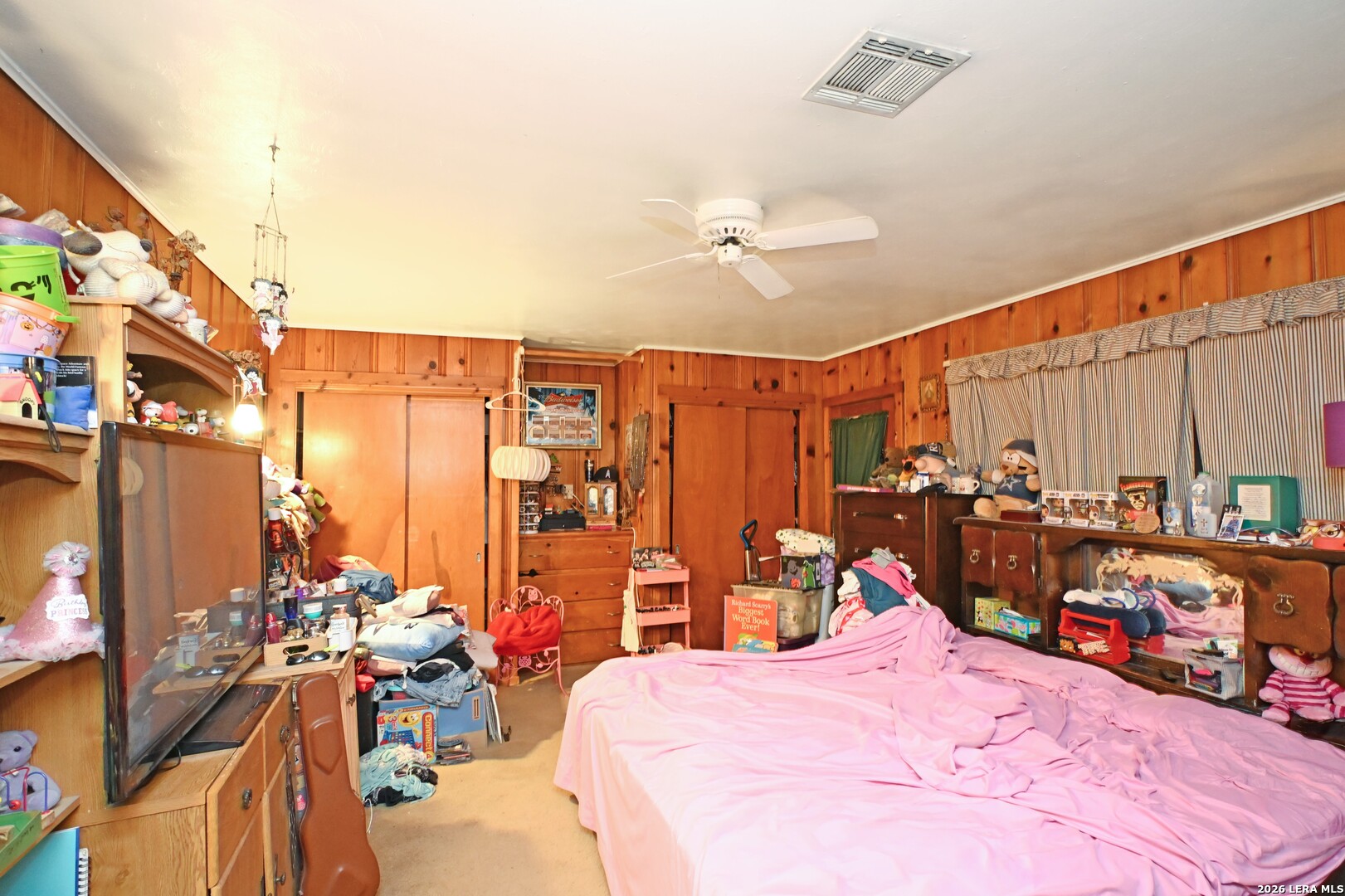 411 S LIVE OAK AVE, New Braunfels, TX 78130