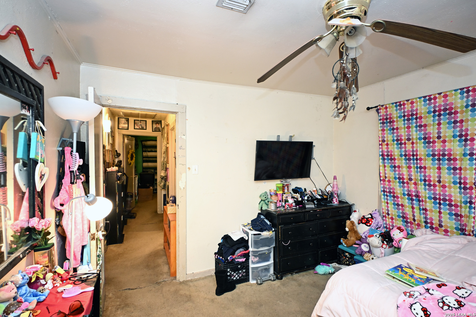 411 S LIVE OAK AVE, New Braunfels, TX 78130