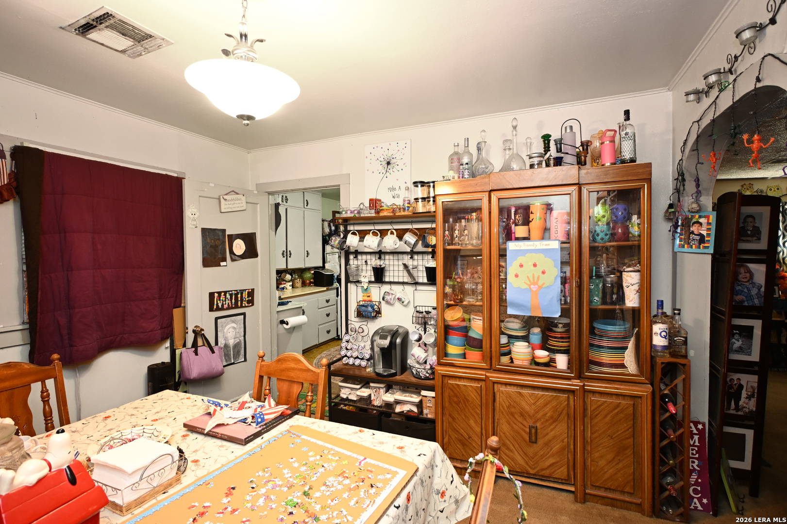 411 S LIVE OAK AVE, New Braunfels, TX 78130