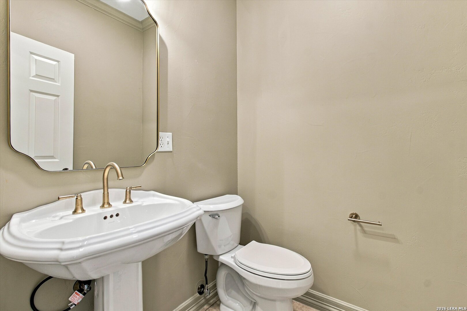 1651 Old Red Ranch Rd, Dripping Springs, TX 78620