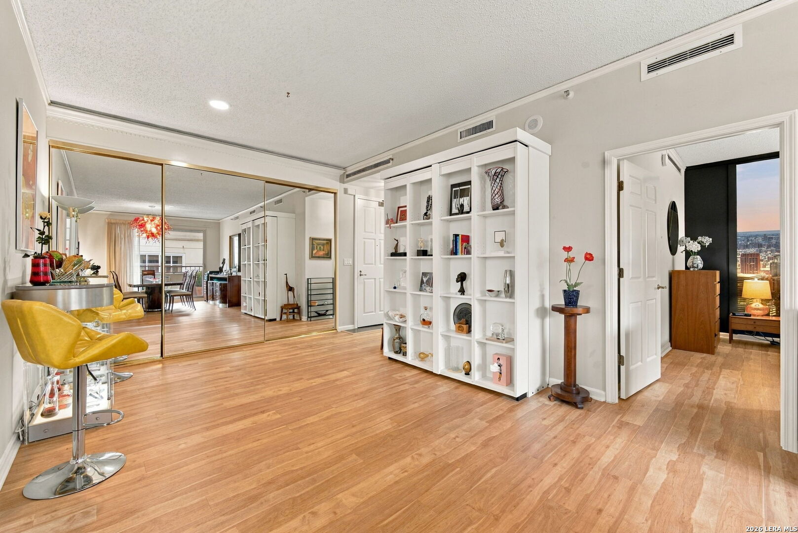 1 Towers Park Ln, #307, San Antonio, TX 78209