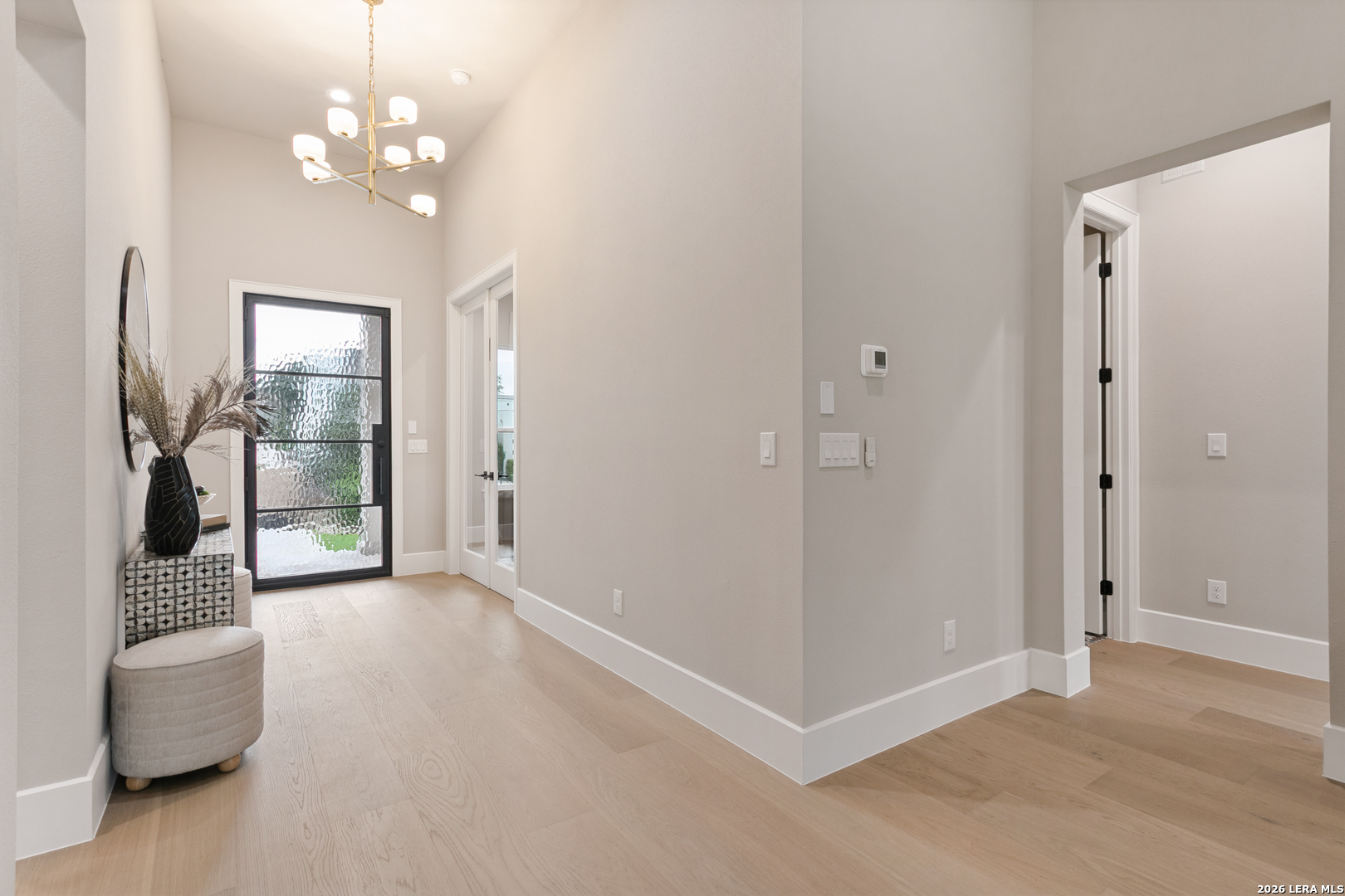 Entry/Foyer