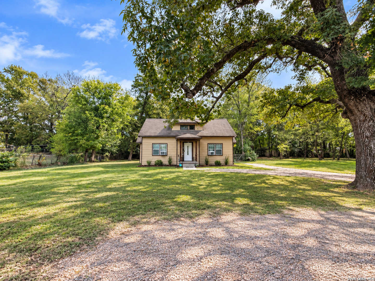426 ELECTRA ST, Lgv, TX 75602