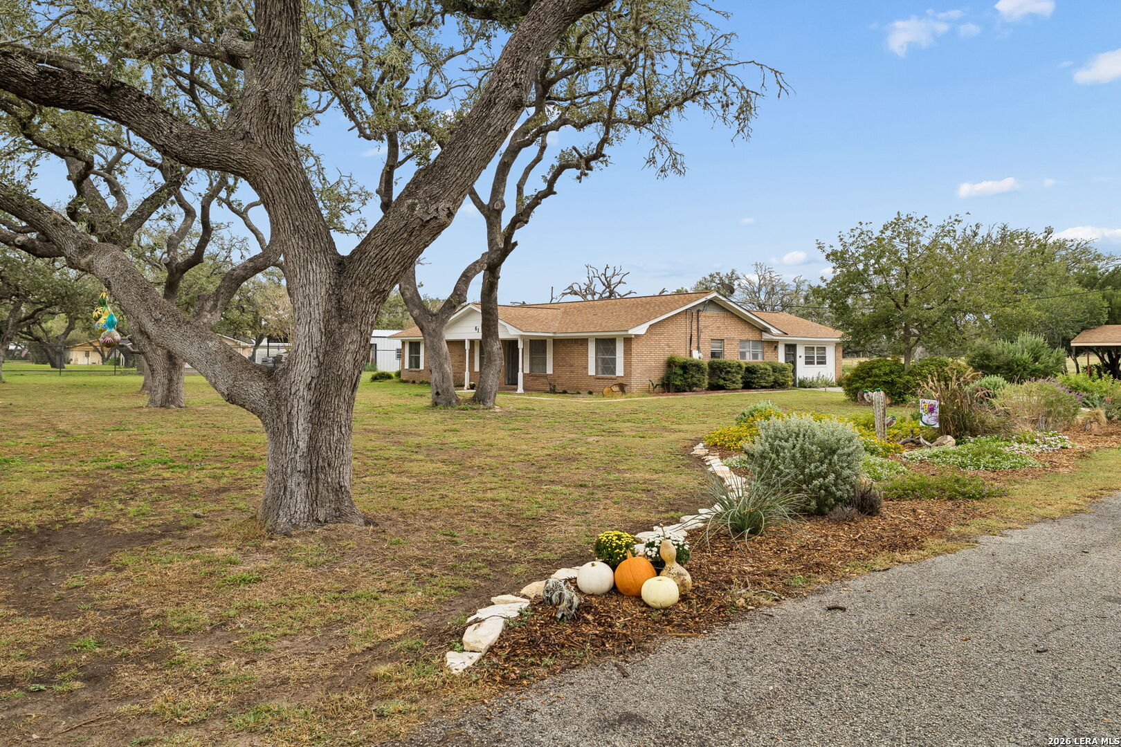 61 PULLIAM DR, Pleasanton, TX 78064