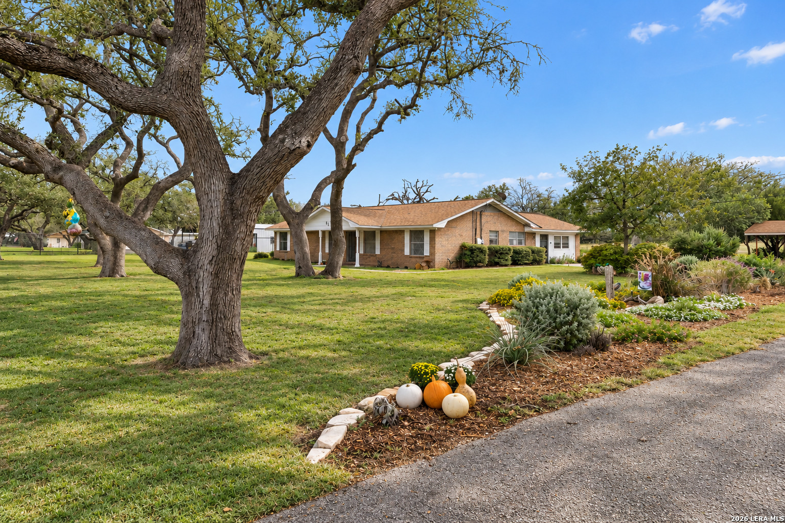 Property photo for 61 PULLIAM DR, Pleasanton, TX