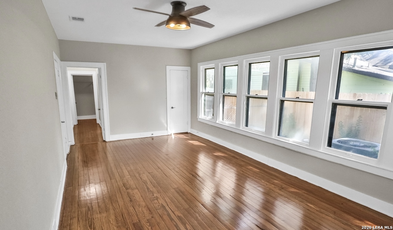 134 Compton, San Antonio, TX 78214