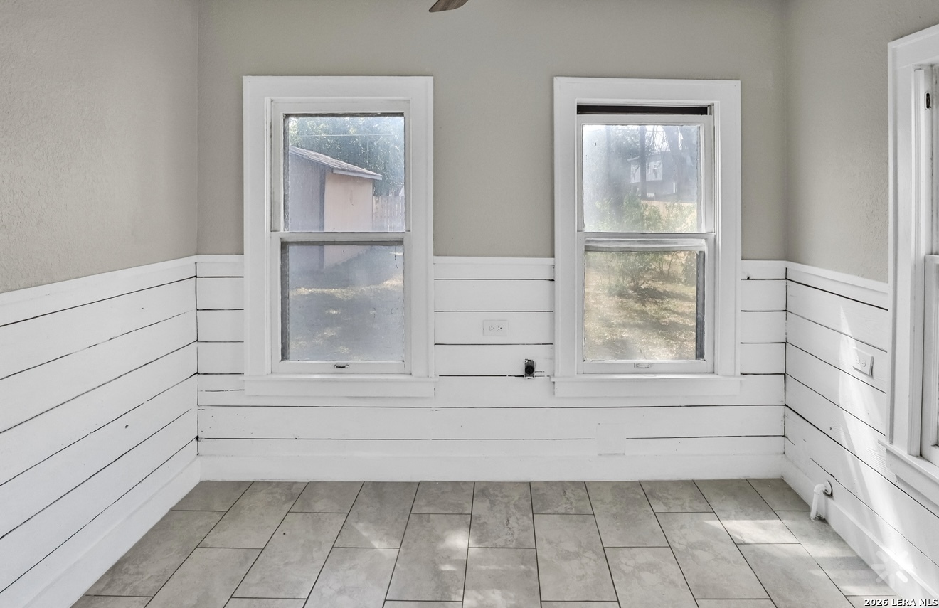 134 Compton, San Antonio, TX 78214