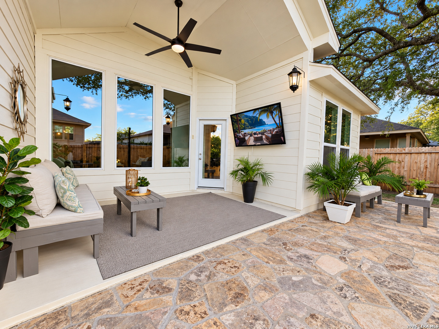 272 FLINT RD, Cibolo, TX 78108
