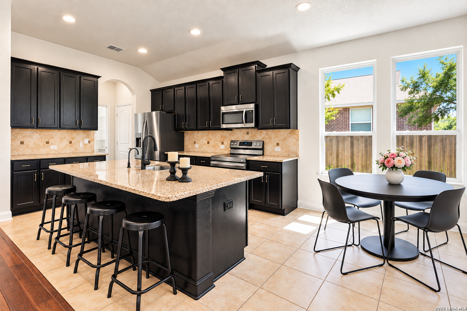 272 FLINT RD, Cibolo, TX 78108