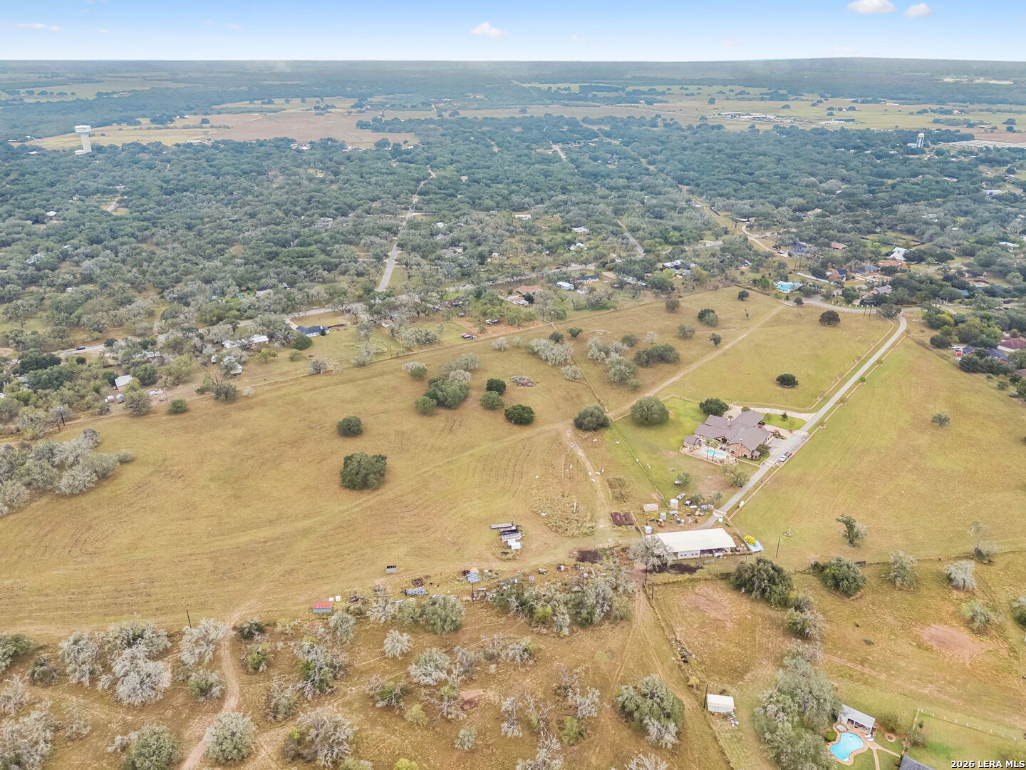 61 PULLIAM DR, Pleasanton, TX 78064